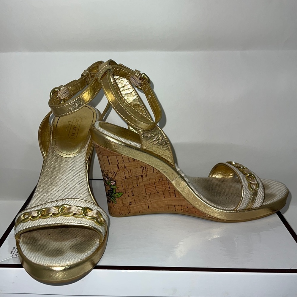 Coach wedges in gold